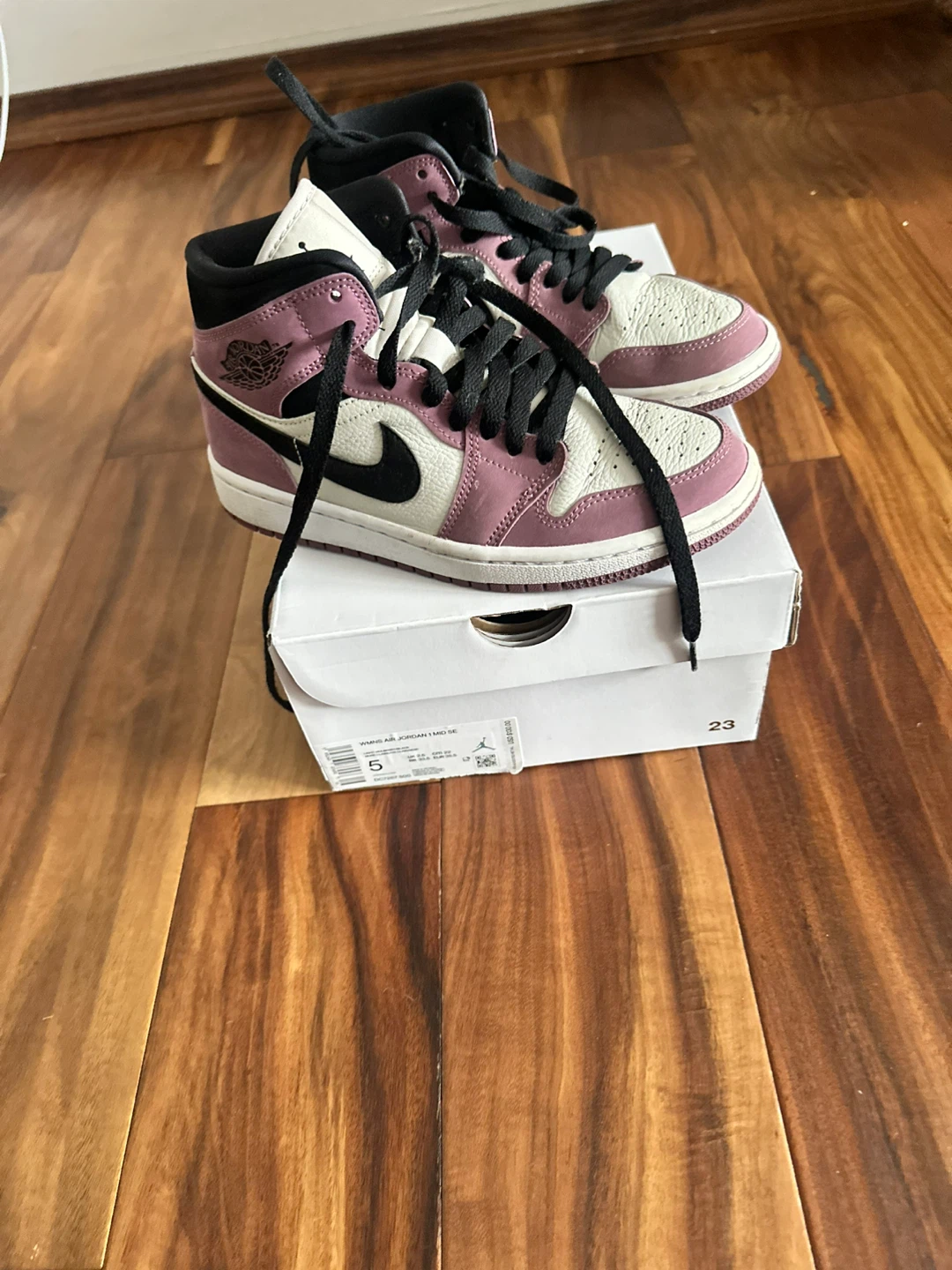 Nike Air Jordan 1 Mid Plum Fog - photo 2