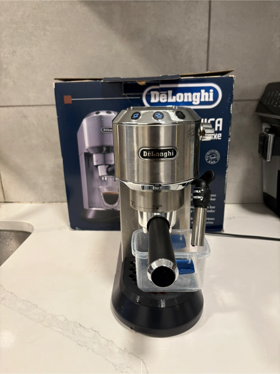 DeLonghi Dedica Deluxe Espresso and Cappuccino Maker - photo 3