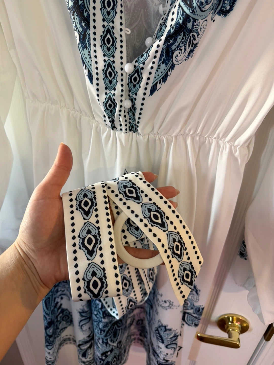 White and Blue Print Dress with Belt, size Large - photo 3