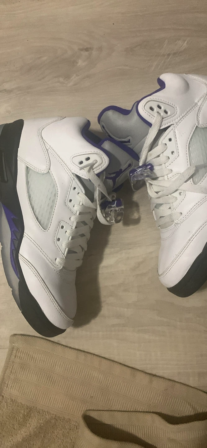 Air Jordan 5 Retro "Alternate Grape" - photo 3