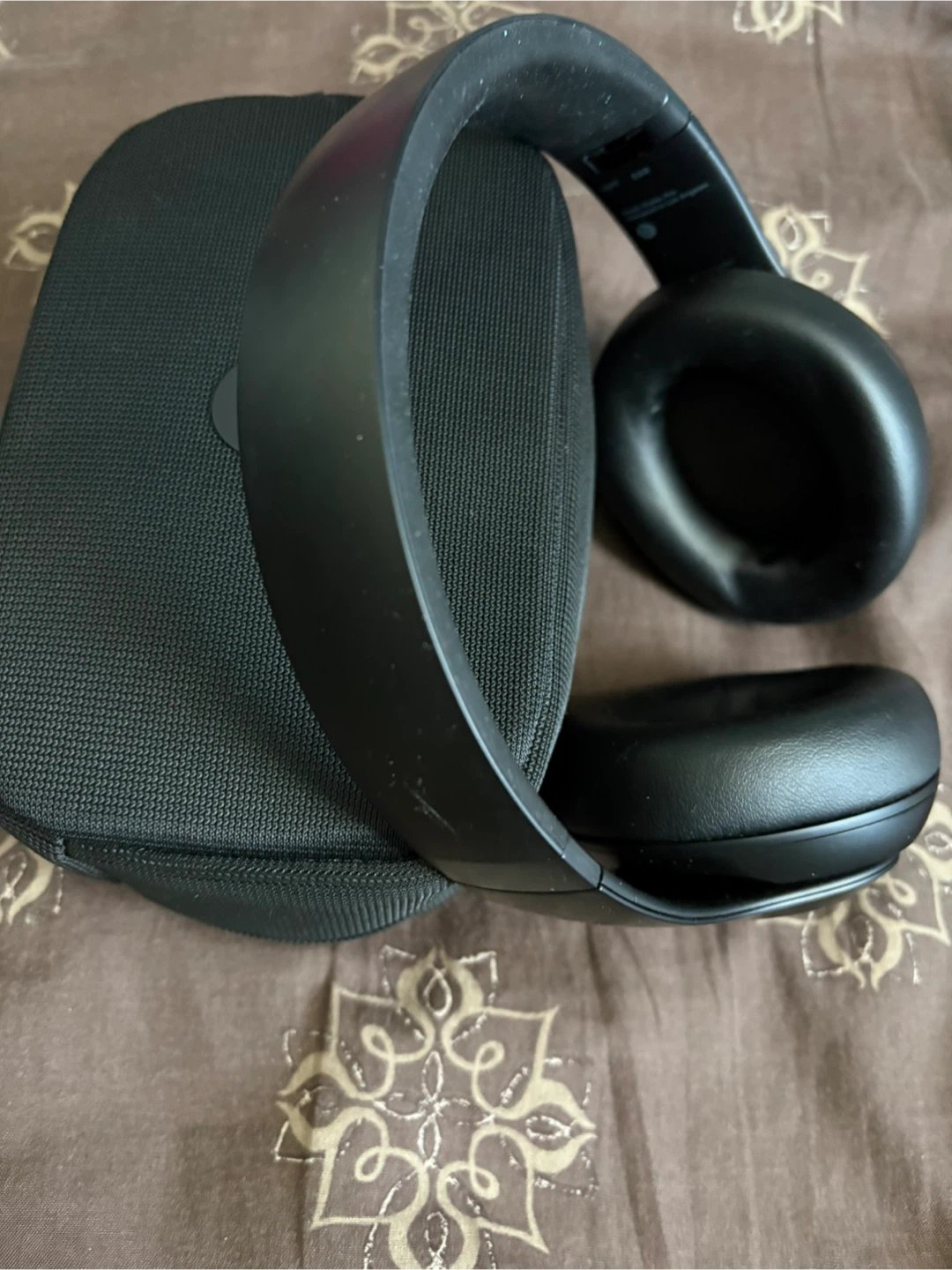 Beats Studio3 Wireless Headphones - Black - photo 2