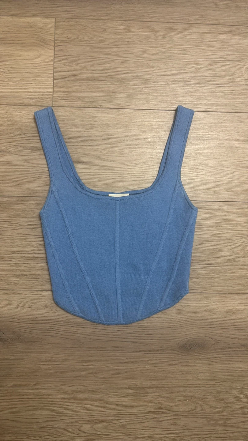 Aritzia Wilfred sculpt knit bustier tank size small