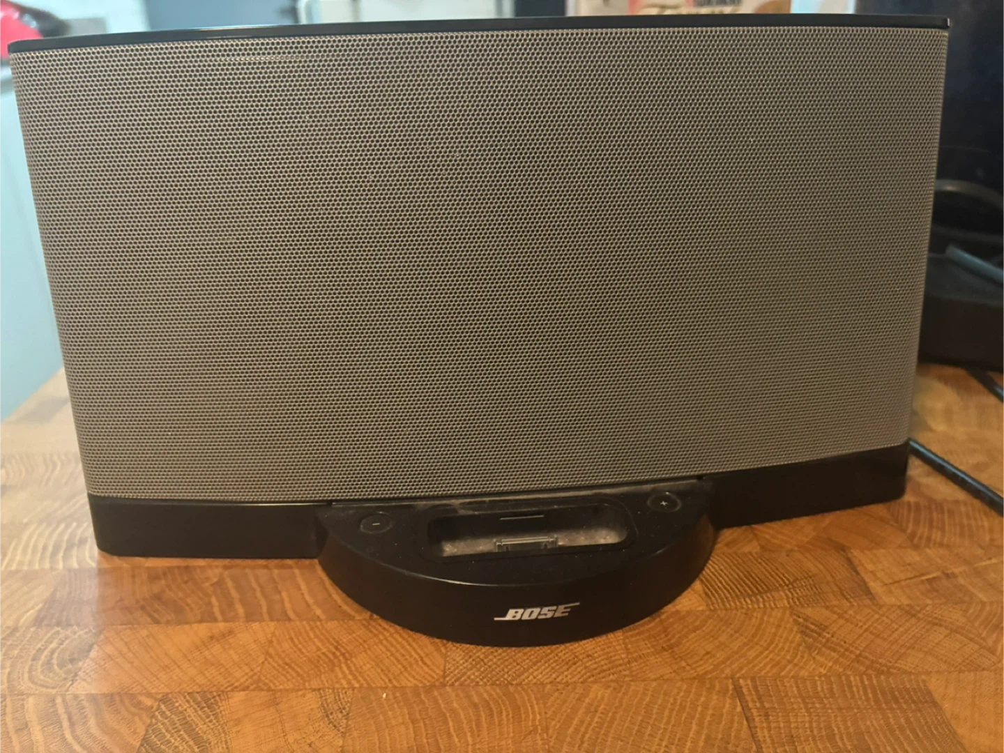 Bose SoundDock Portable Digital Music System - photo 3