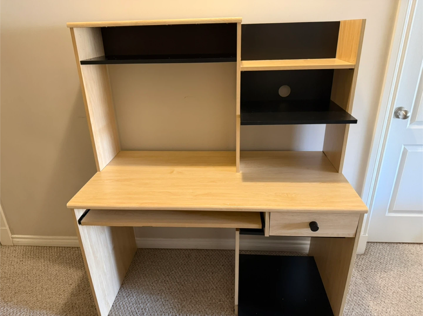 Computer Desk with Hutch and Keyboard Tray