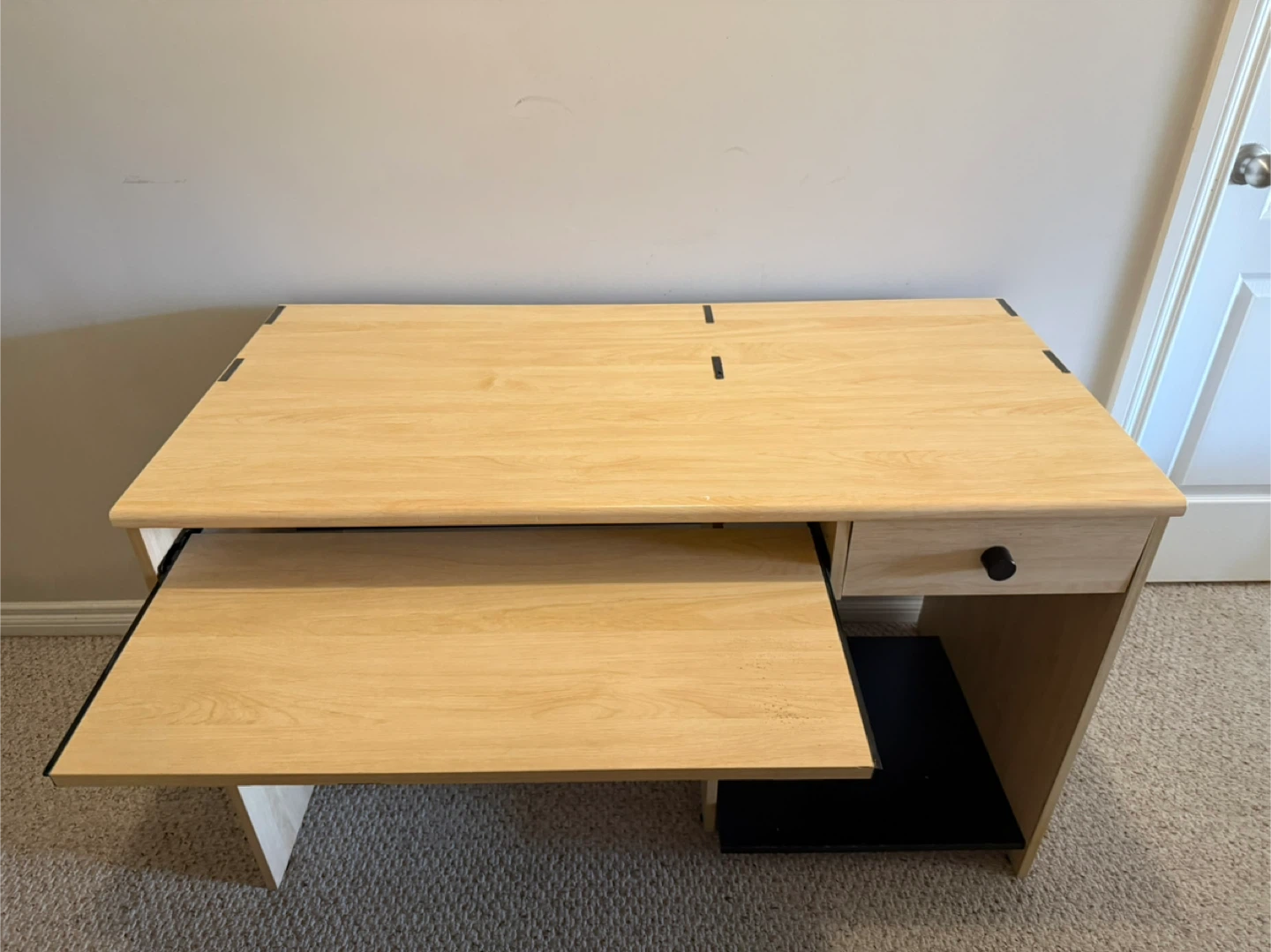 Computer Desk with Hutch and Keyboard Tray - photo 2