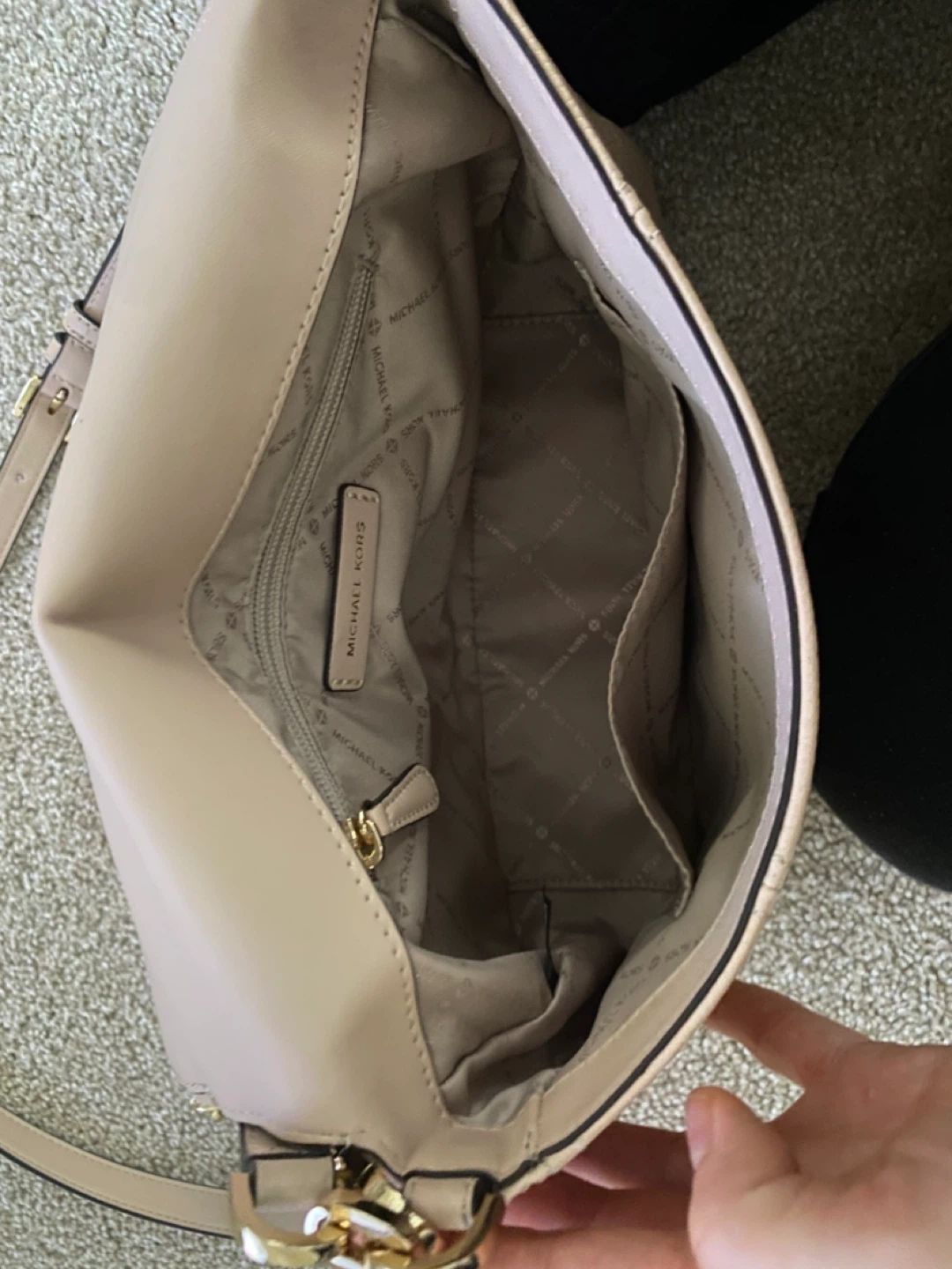 Michael Kors Leather Shoulder Bag - Nude Pink - photo 4