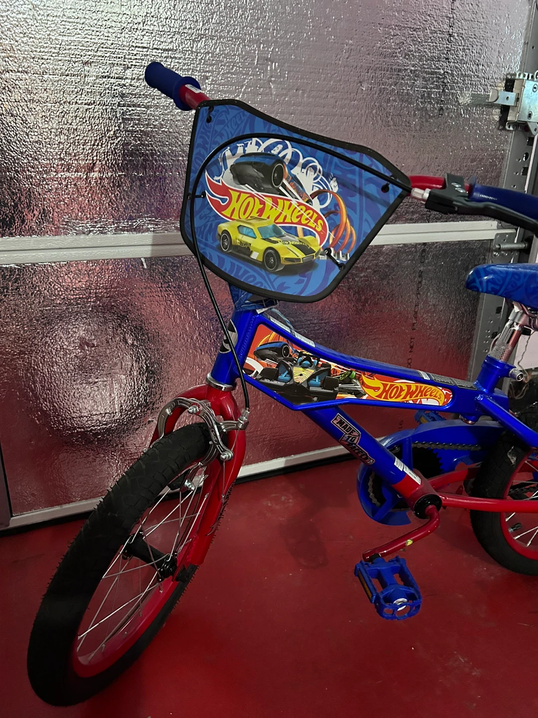 HYPER BICYCLES 16 INCH HOT WHEELS - photo 3