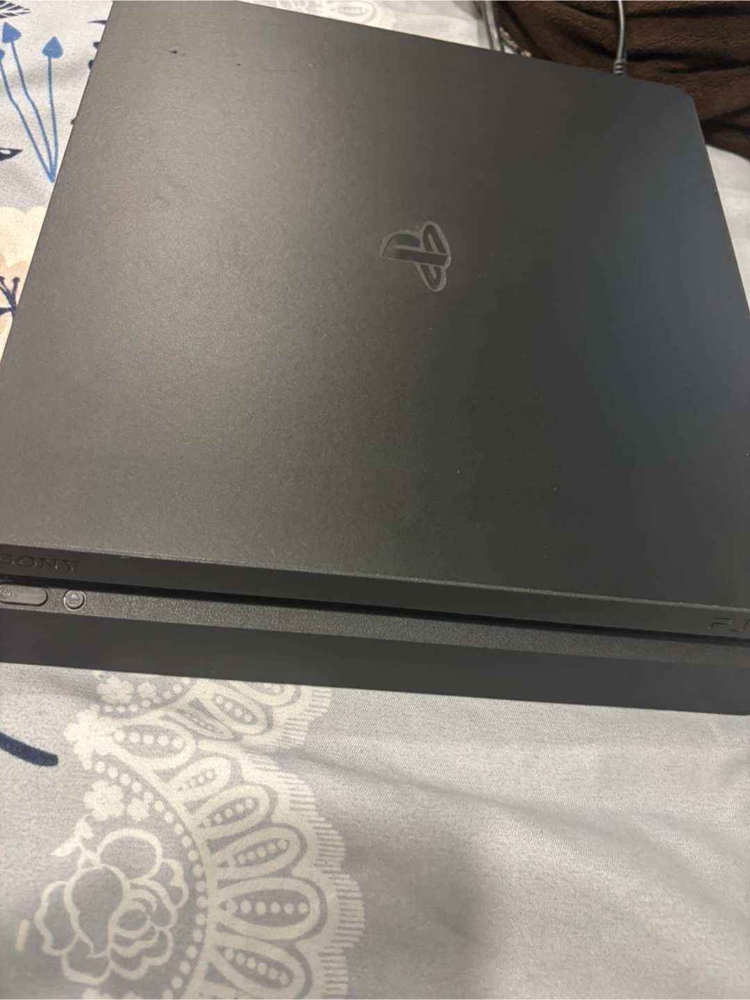 Sony PlayStation 4 Slim Console - photo 2