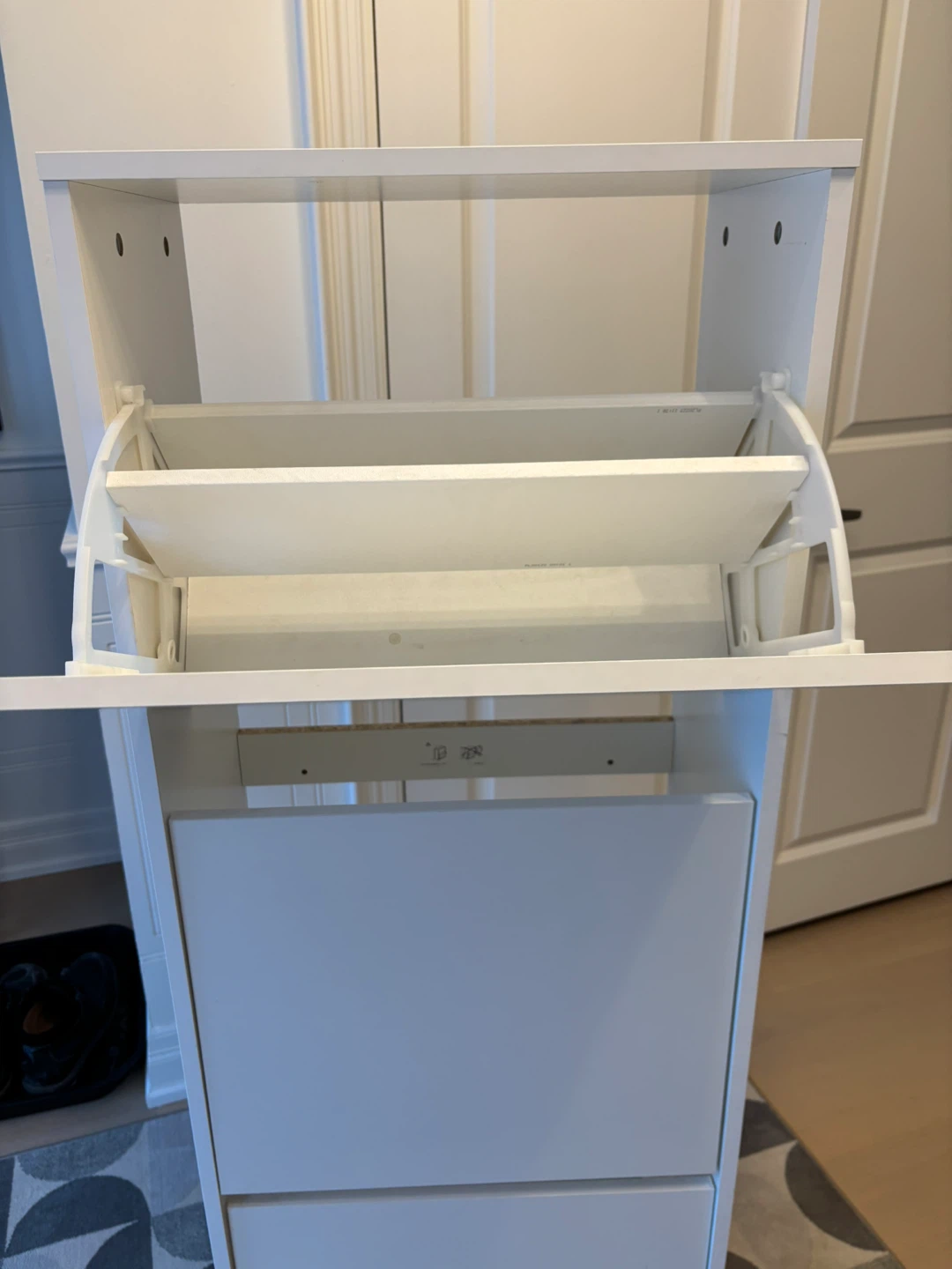 White 3-Drawer Shoe Cabinet - photo 2