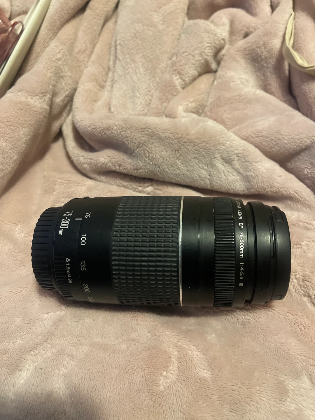 Canon EF 75-300mm f/4-5.6 III Zoom Lens