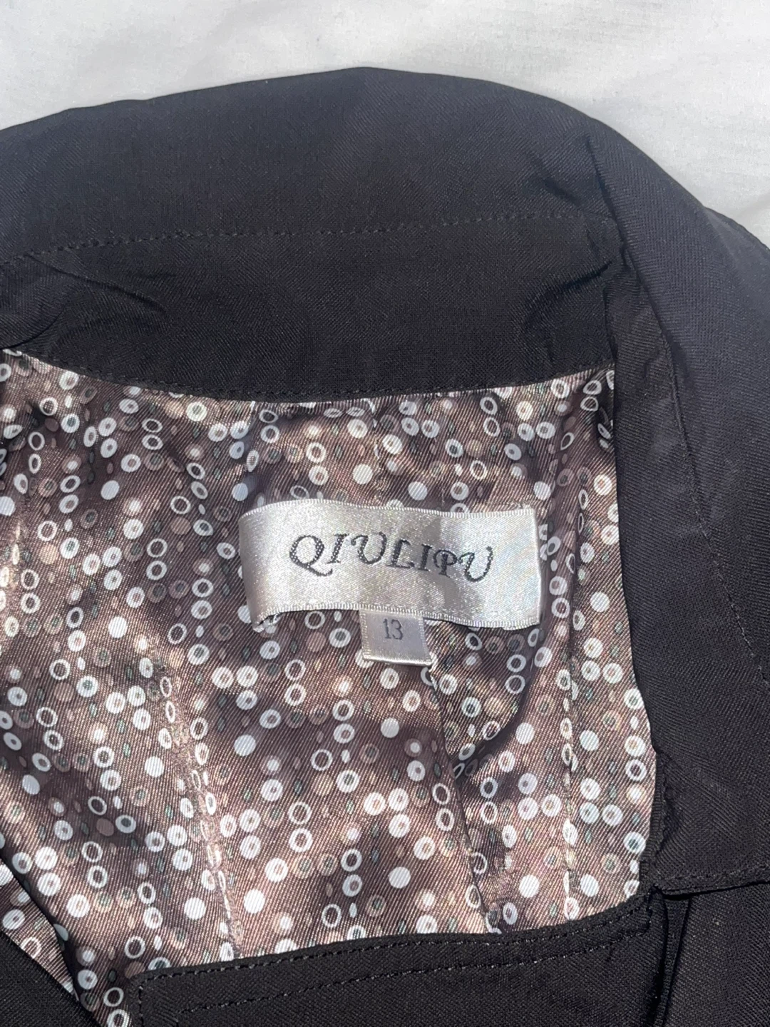 QIQILIPU Black Jacket Size 13
