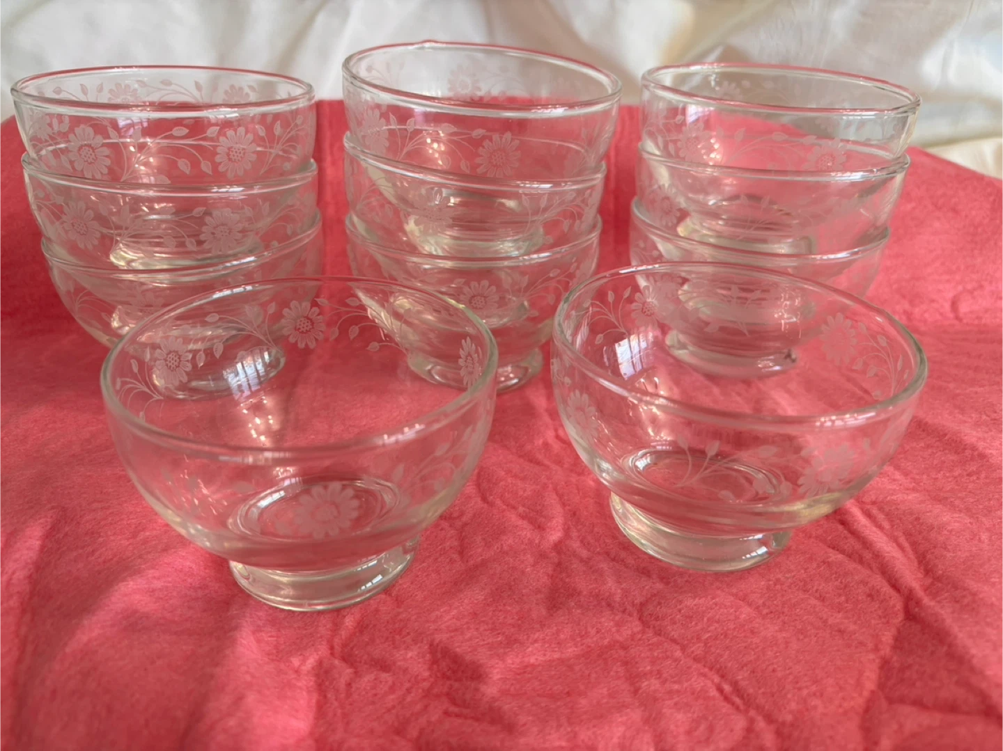 Set of 11 Vintage Glass Dessert Bowls – Floral Etched Design - photo 2