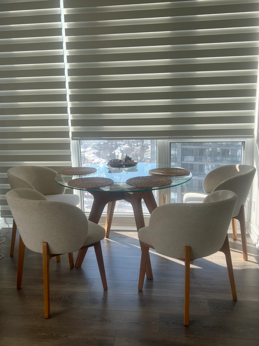 Moving sale! Emmer 47.25" Glass Dining Table -Dining Armchair - photo 4