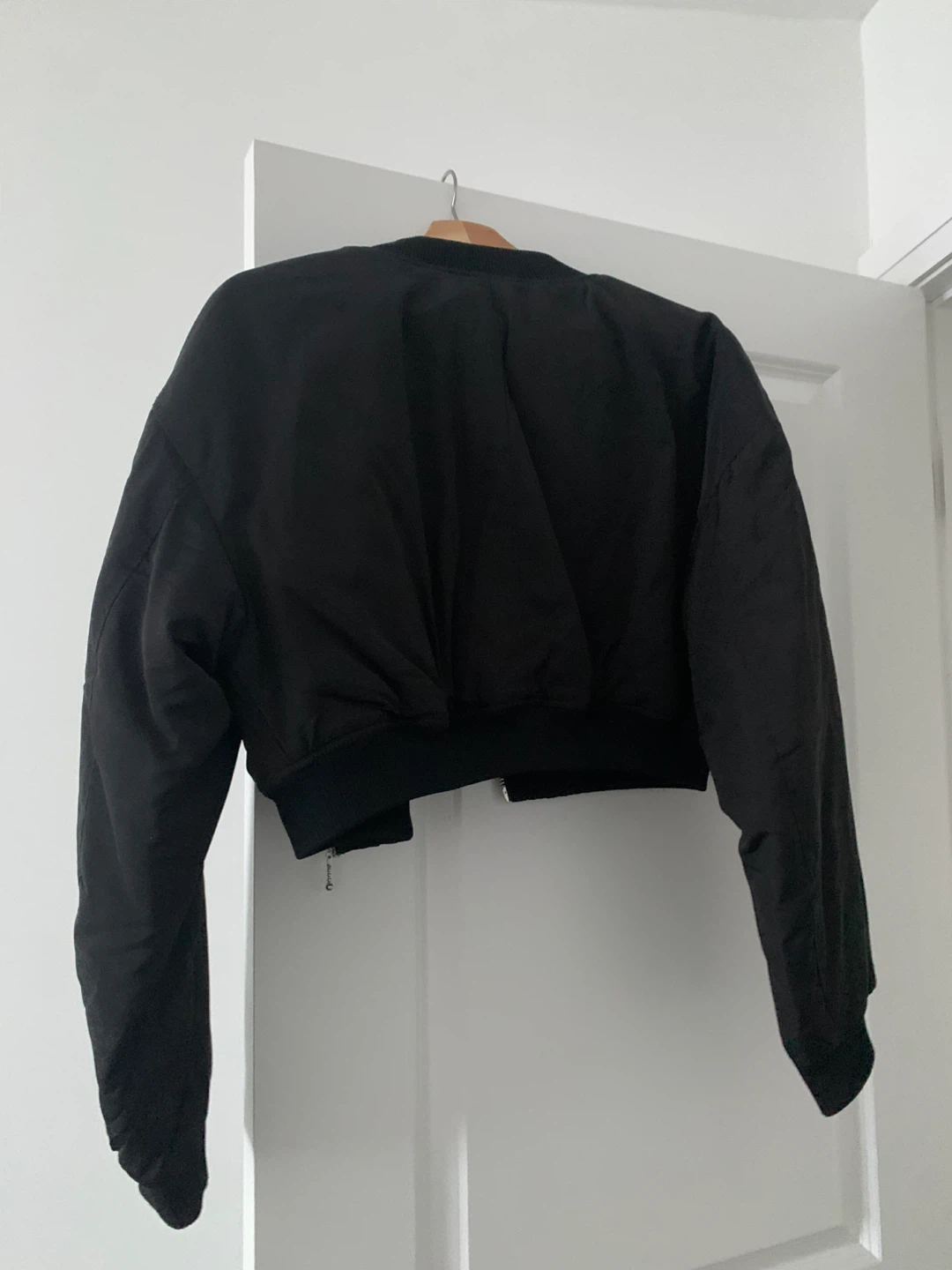 H&M Black Crop Bomber Jacket - Medium - photo 2