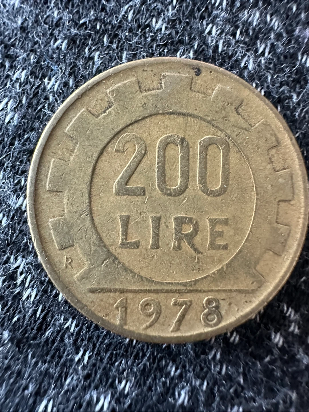 200 Lire Coin 1978