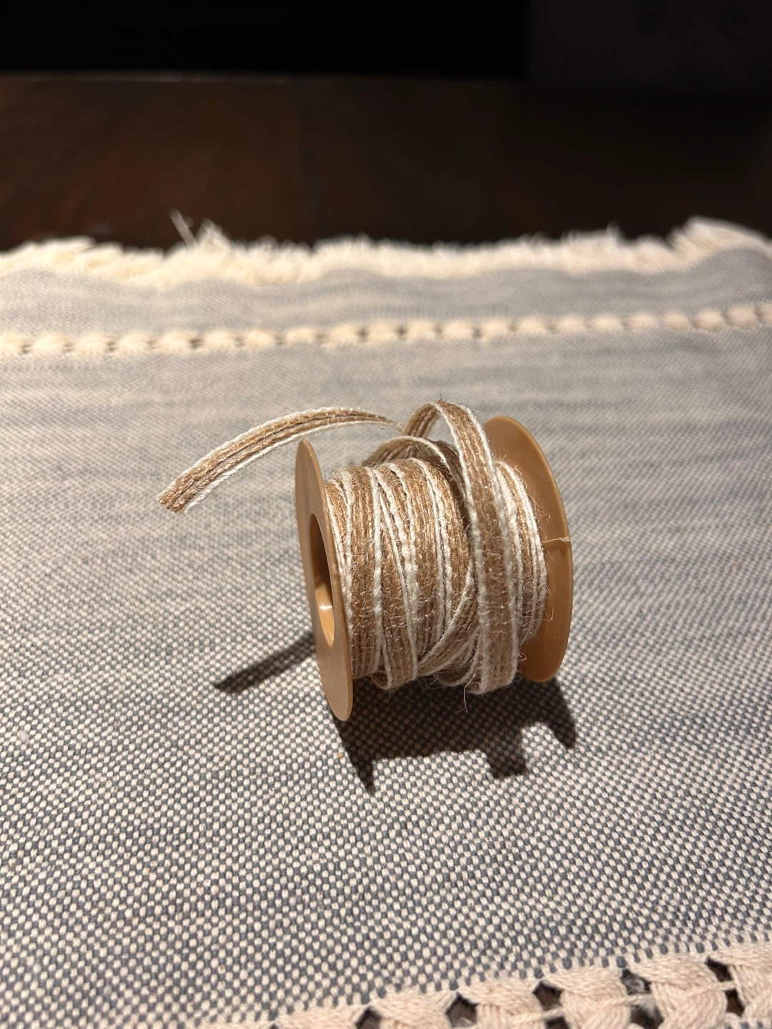 38 Heart Shaped Mini Clothespins + Twine - photo 3