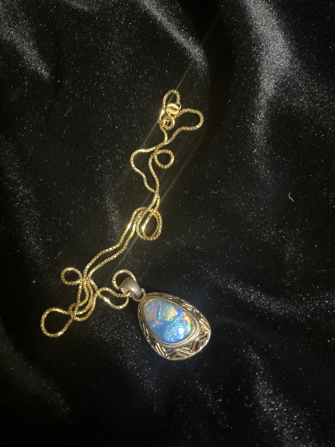 Handmade Opal-Effect Glass Necklace  🏆