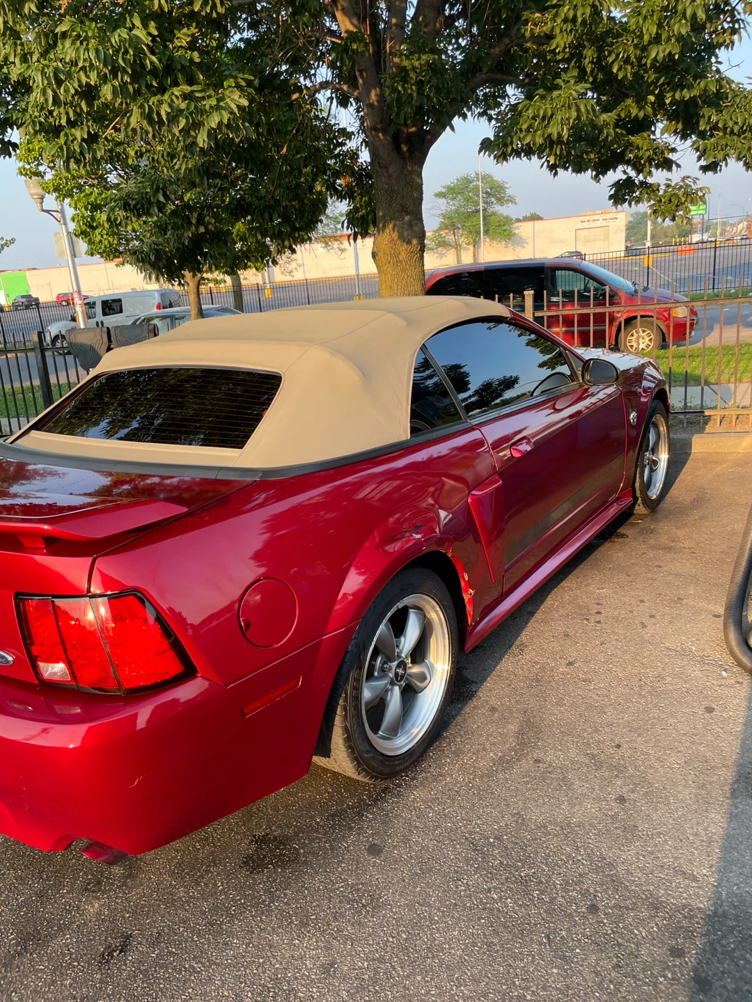 Red Ford Mustang GT Convertible - photo 2