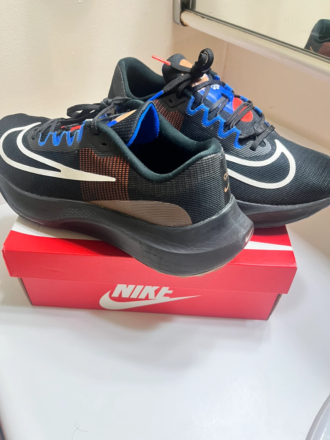 Nike Zoom Fly 5 ⚫️🔵 Men's Size 12 Running Shoes - DR9837-001⁠