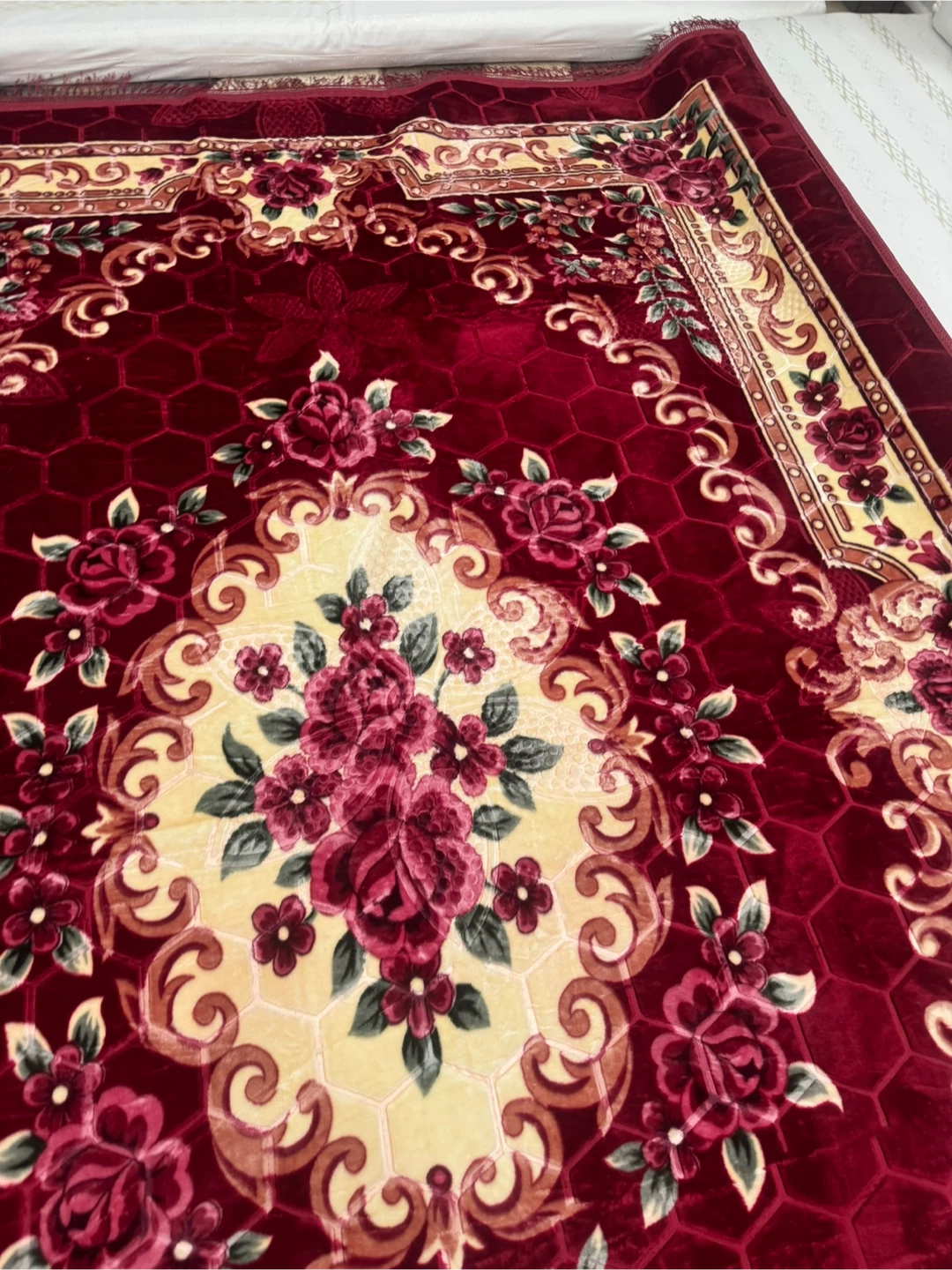 Decorative Floral Area Rug size 7x10 feet 🏆 - photo 5