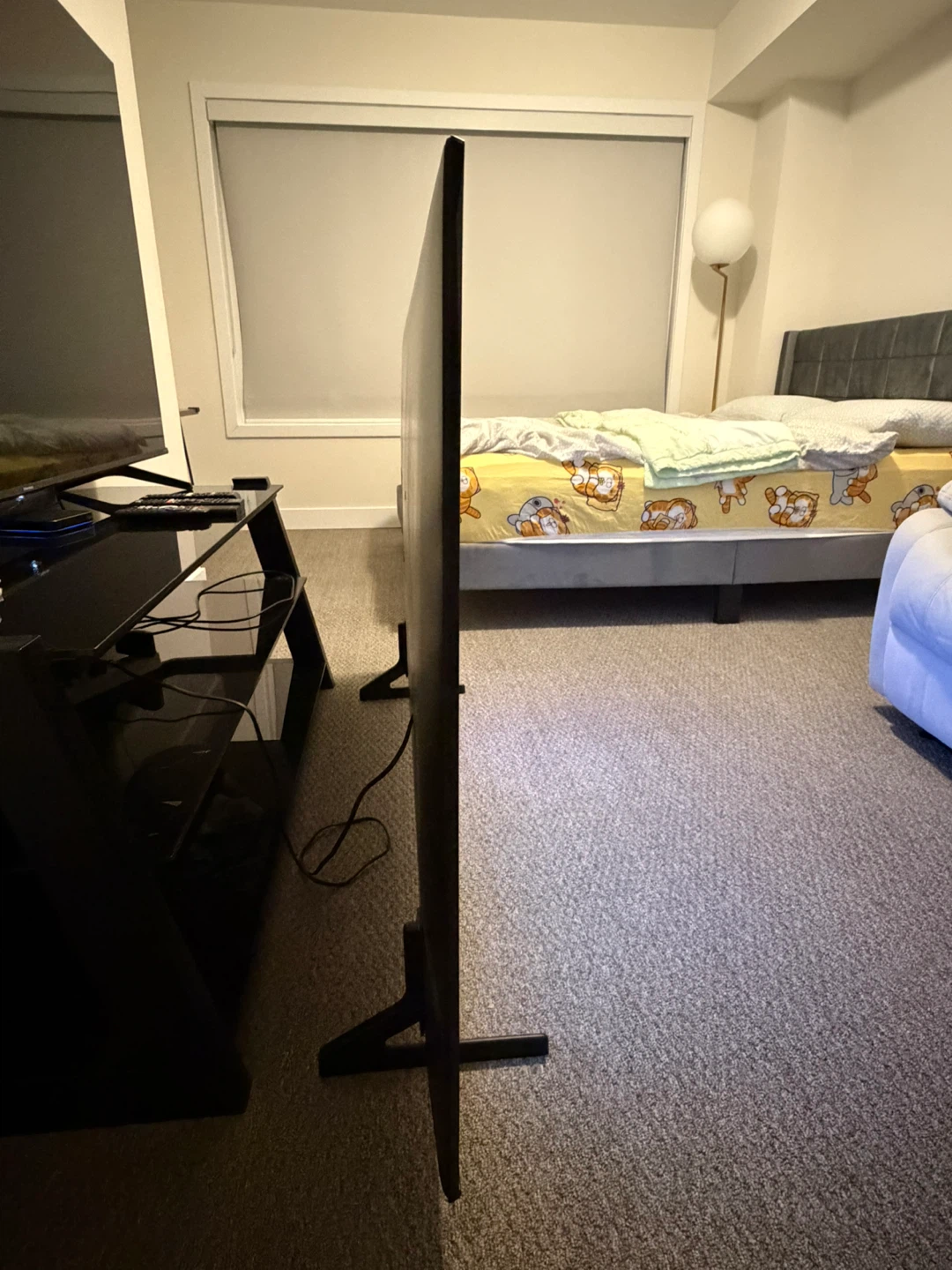 Samsung 65” QLED Q60D (2025) - photo 3