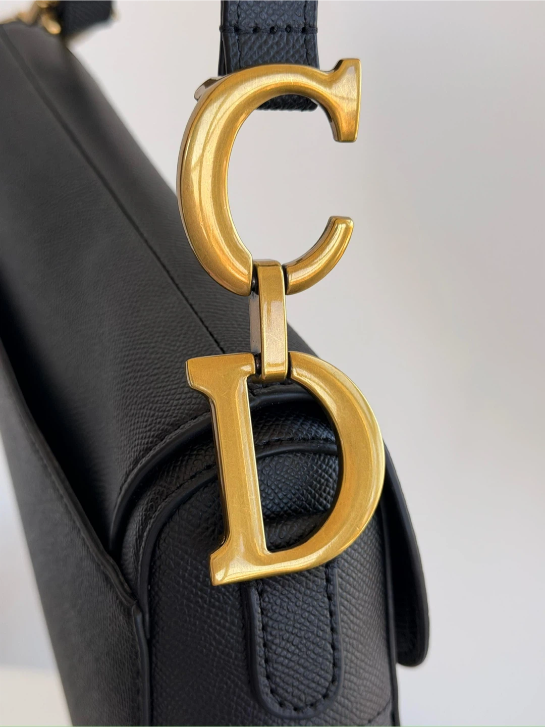 Dior Black Leather Saddle Bag - photo 3