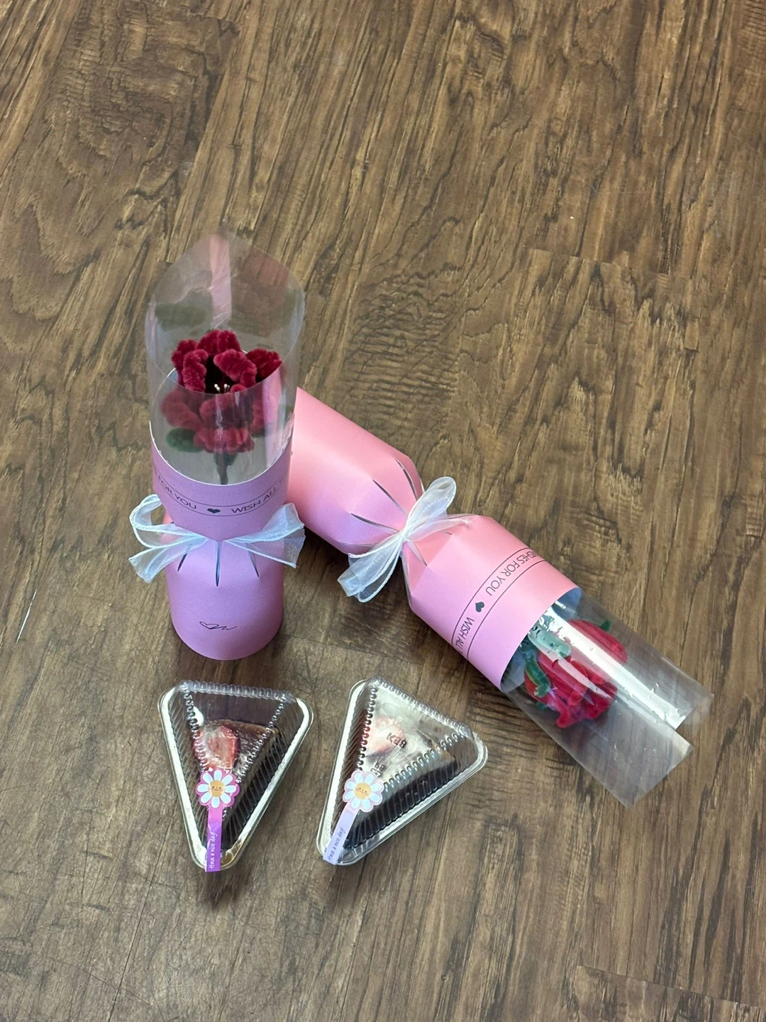 Crafted Velvet Flower Bouquets and Cake Slices