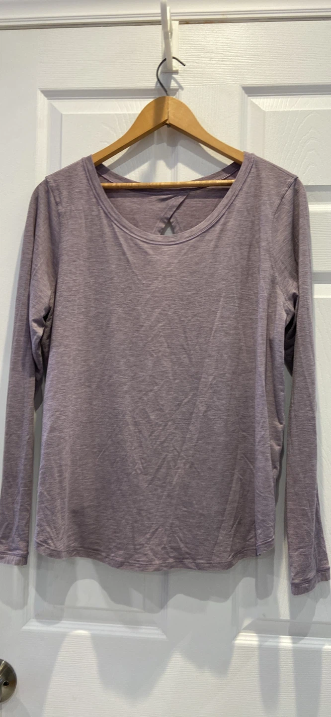 Lululemon Long Sleeve Twist Back Top