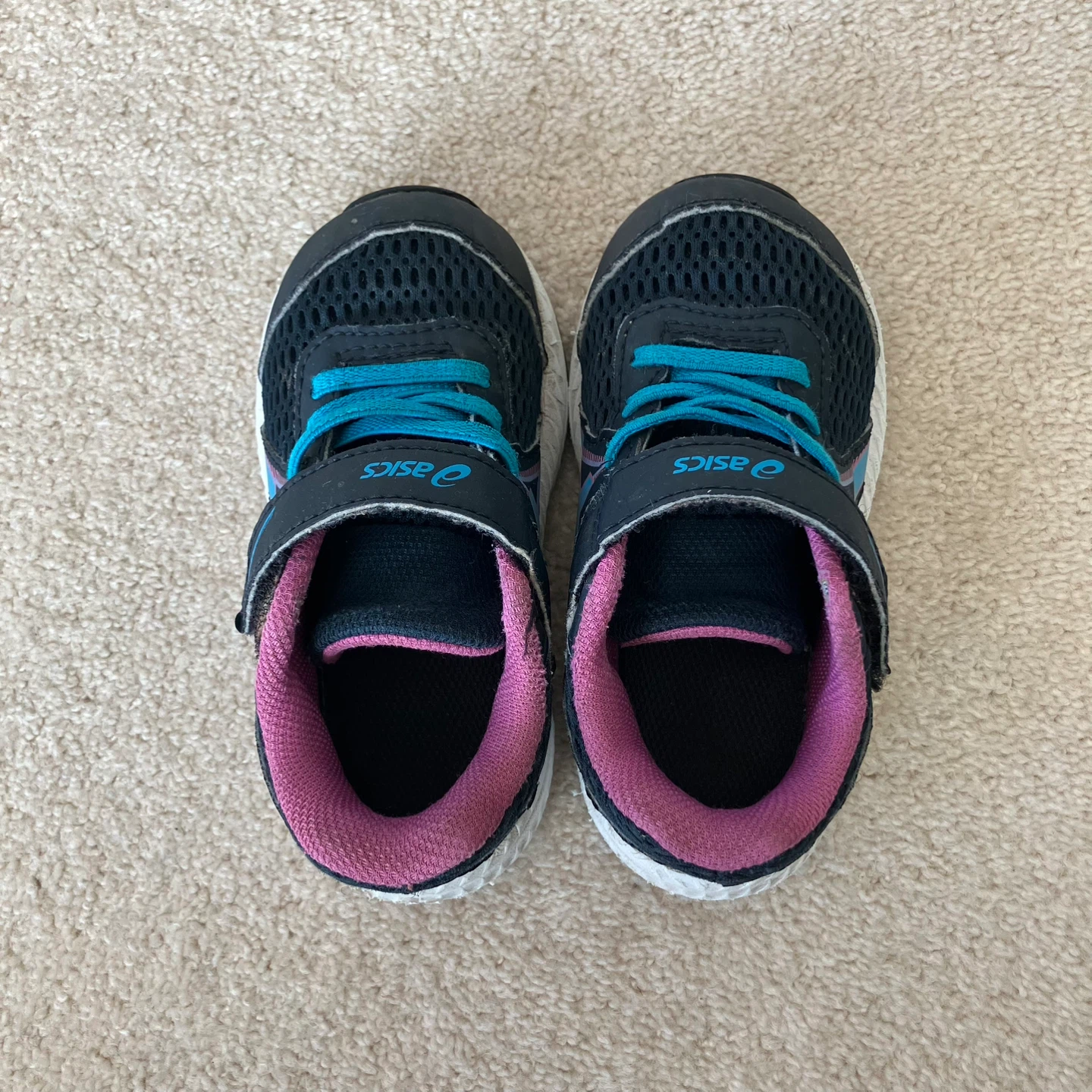 Asics Contend 7 Shoes (Size 7) - photo 3