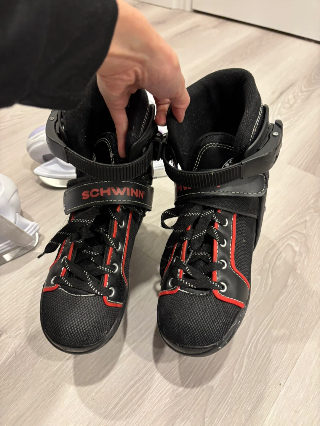 Schwinn Adjustable Ice Skates - 2 pairs - photo 5
