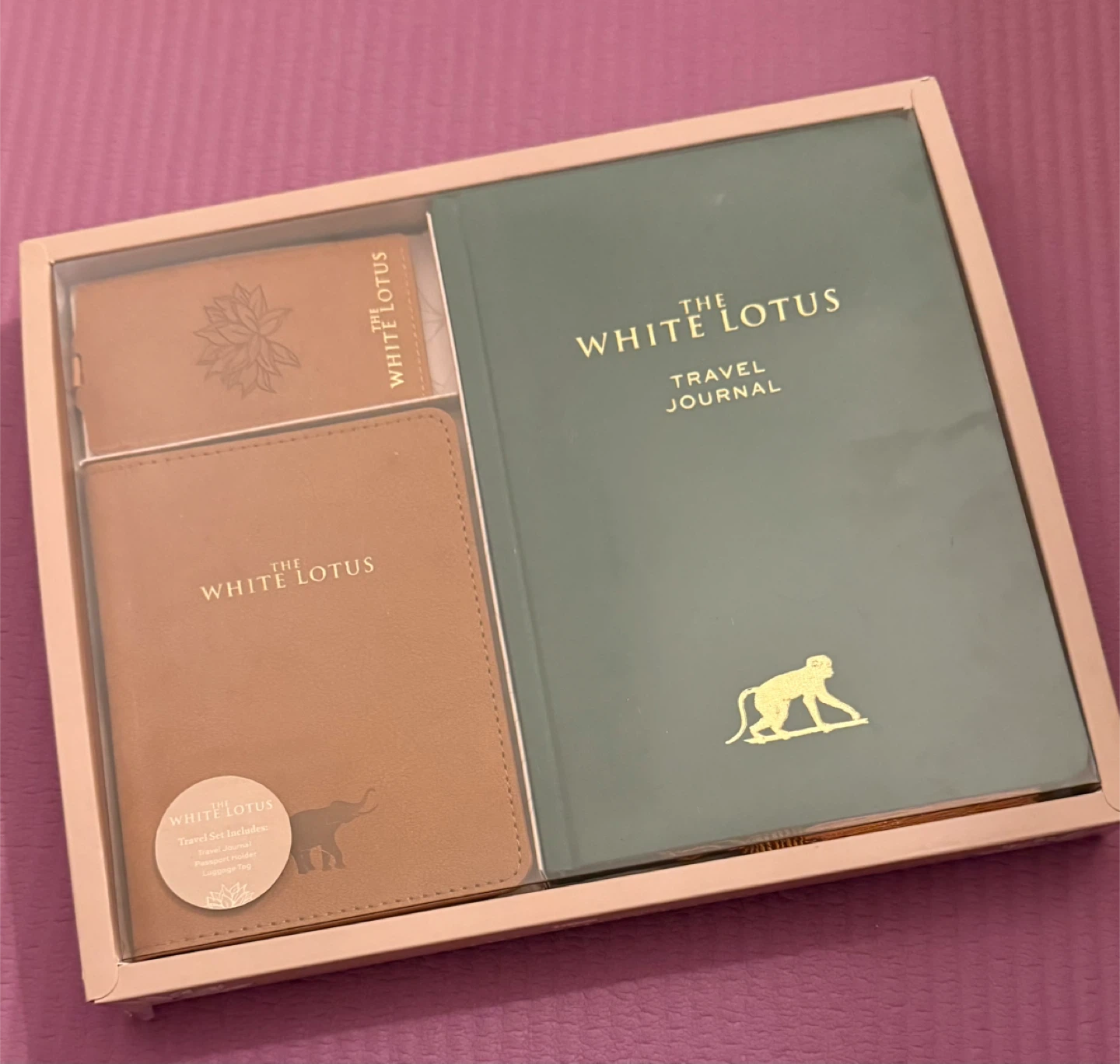 🏆The White Lotus Travel Journal & Passport Holder Set