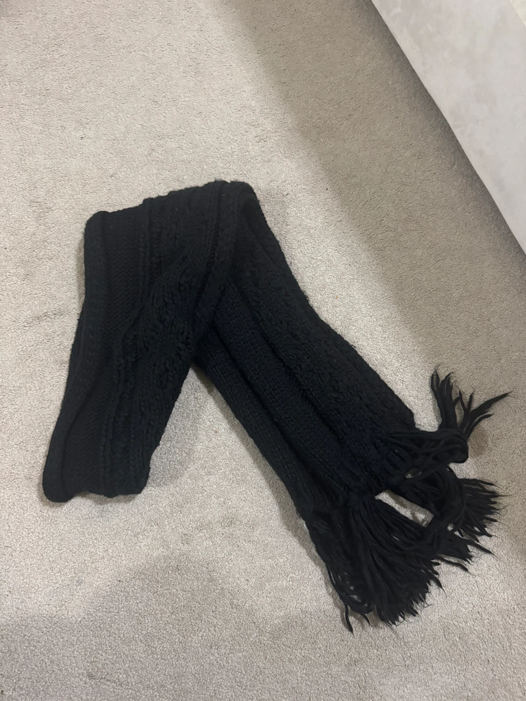 GAP Black Knit Scarf with Tassels