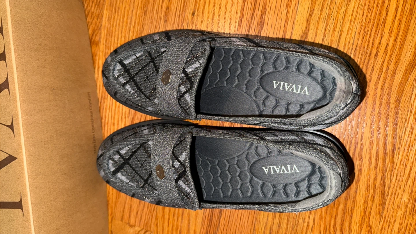 VIVAIA Francesca Rich Grey Plaid Loafers - Women's US Size 7 🏆 - photo 4