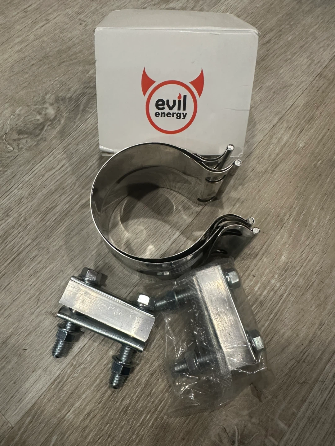 Evil Energy Exhaust Hanger Clamp Kit🏆
