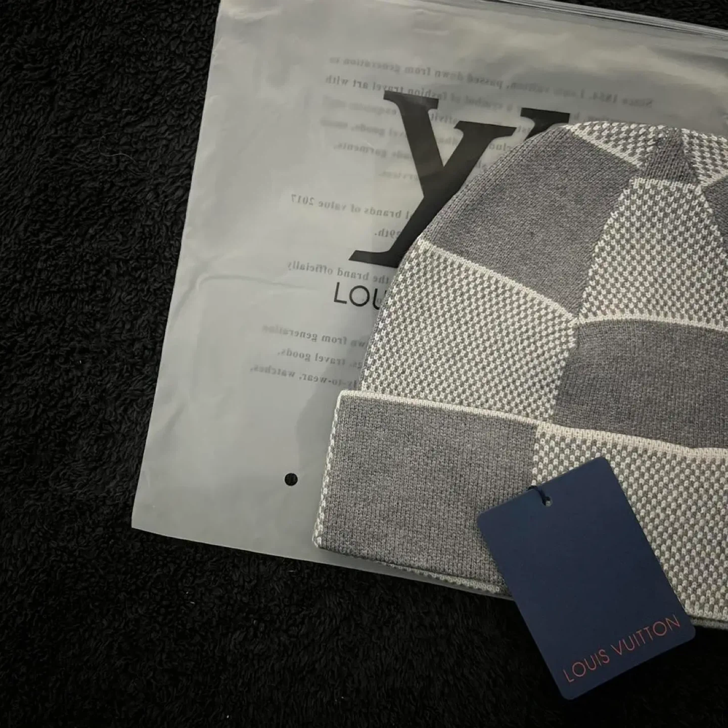 Louis Vuitton Beanie - photo 3