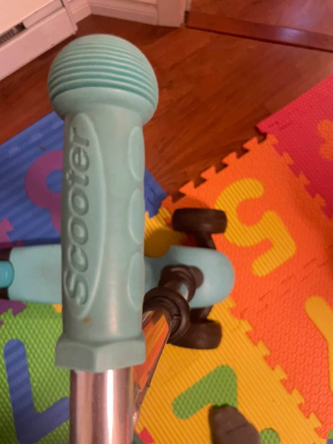 Turquoise 3-Wheel Scooter for Children - photo 2