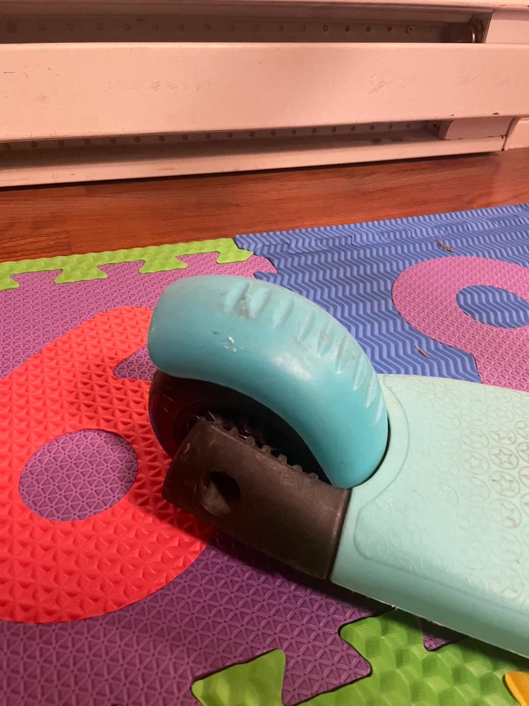 Turquoise 3-Wheel Scooter for Children - photo 5