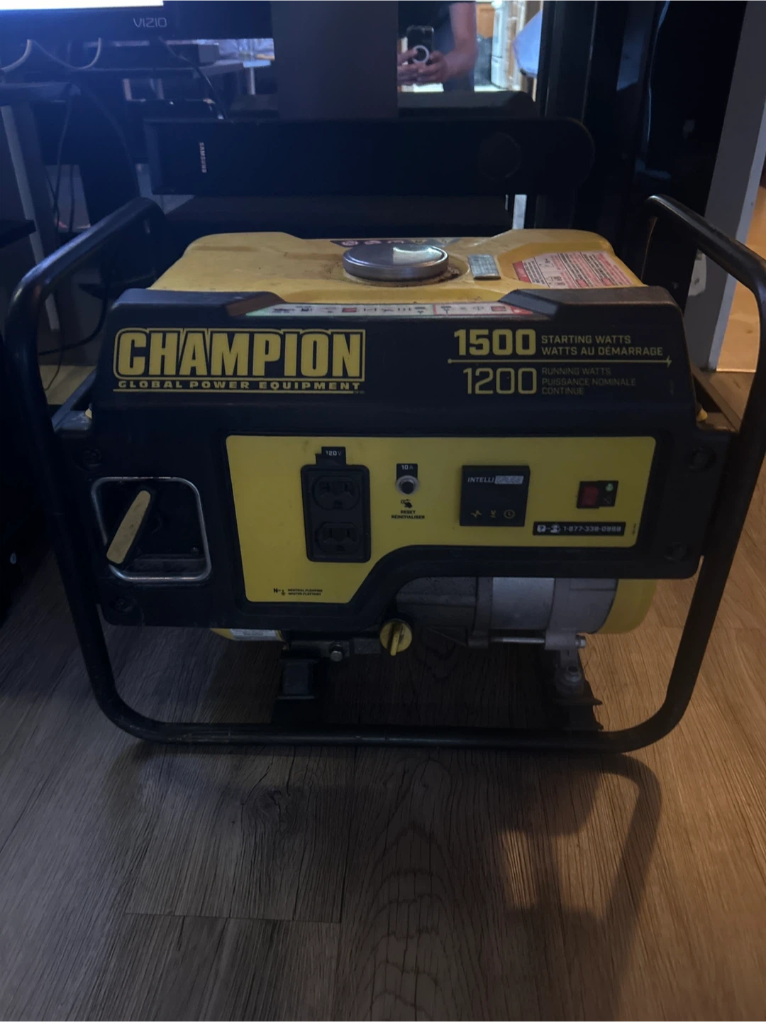 Champion 1500 Starting Watts / 1200 Running Watts Generator