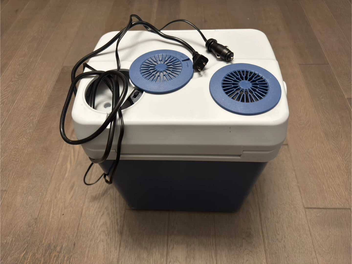 Ivation Portable Electric Cooler - photo 3