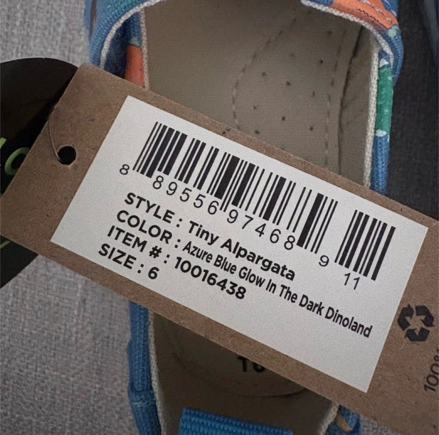 Toms Tiny Alpargata Toddler Shoes Sz 6 🏆 - photo 4
