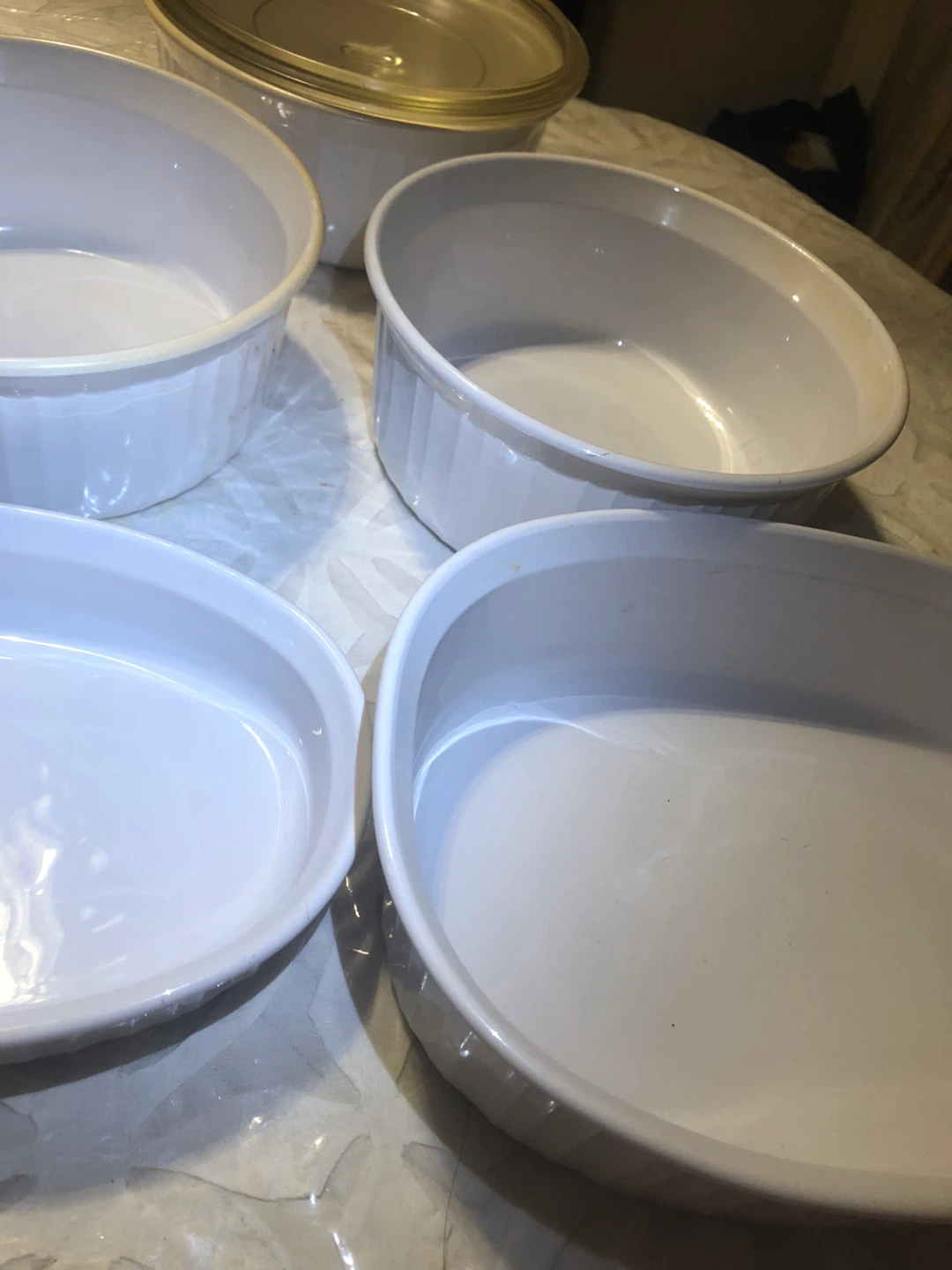White Ceramic Corrille Baking/serving Dish Set with Lid - photo 4