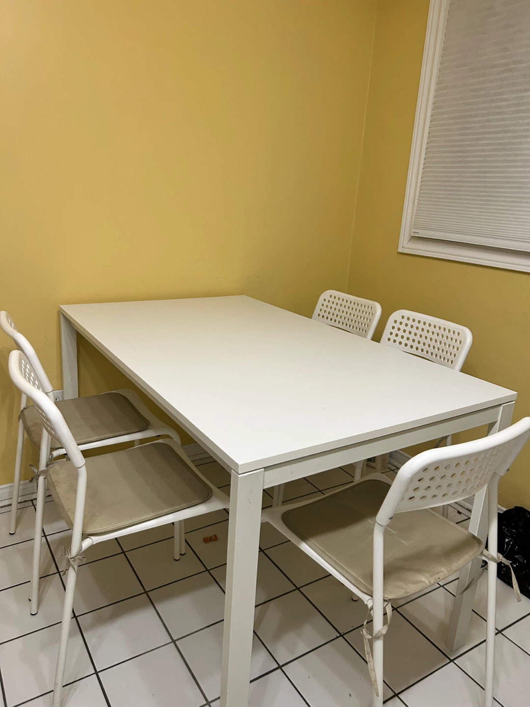 White Dining Table with 5 Chairs