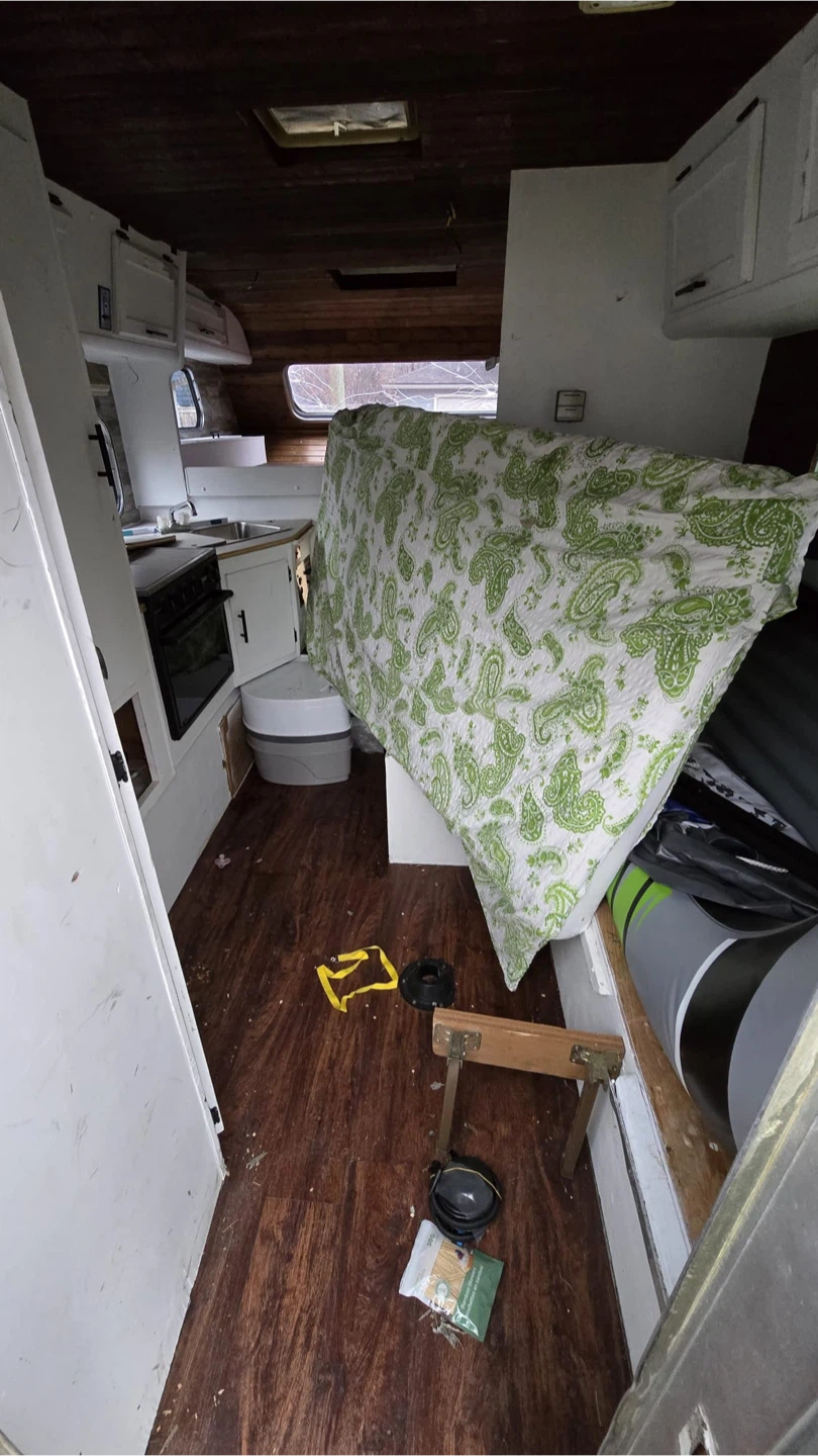 Slumber Queen Truck Camper - photo 4