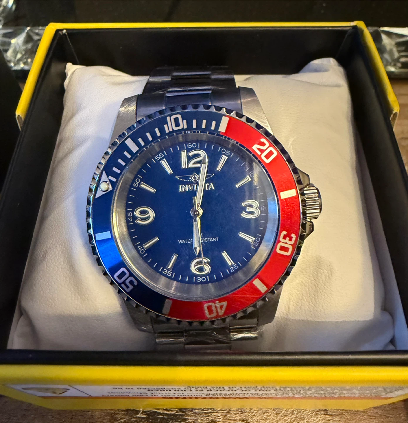 Invicta Specialty 40mm Pepsi watch - photo 4