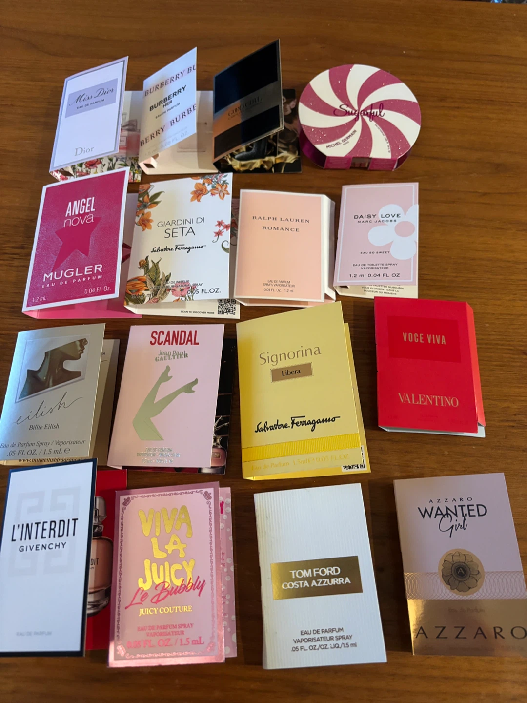 Assorted Designer Perfume Sample Lot for women (16 units)