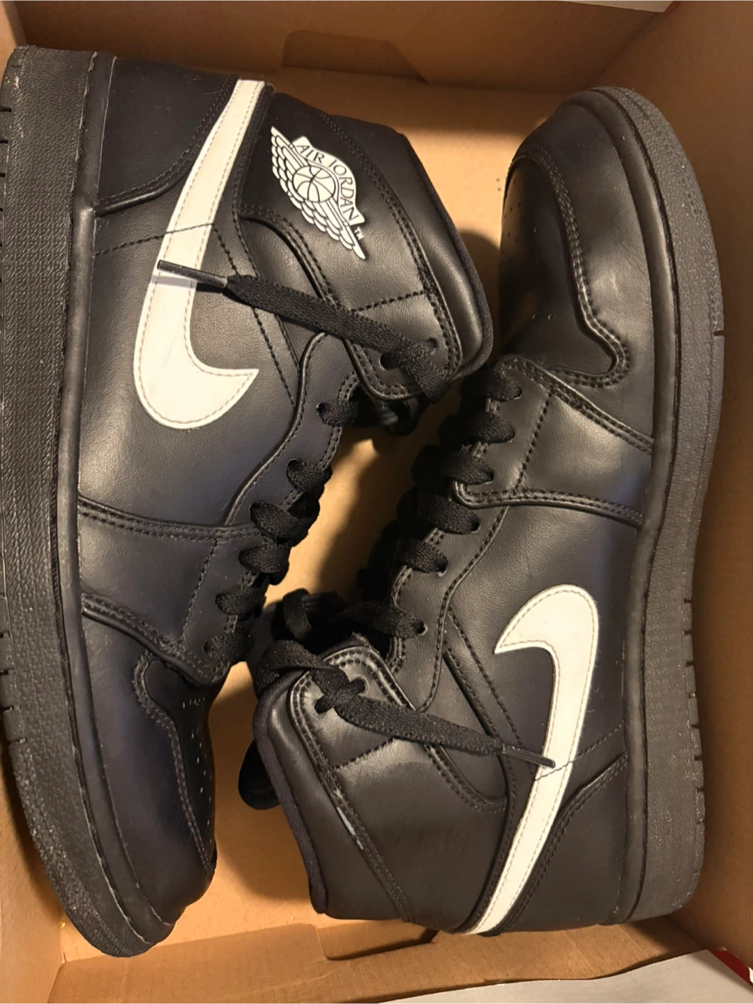 Nike Air Jordan 1 Mid Black White Men's Shoes