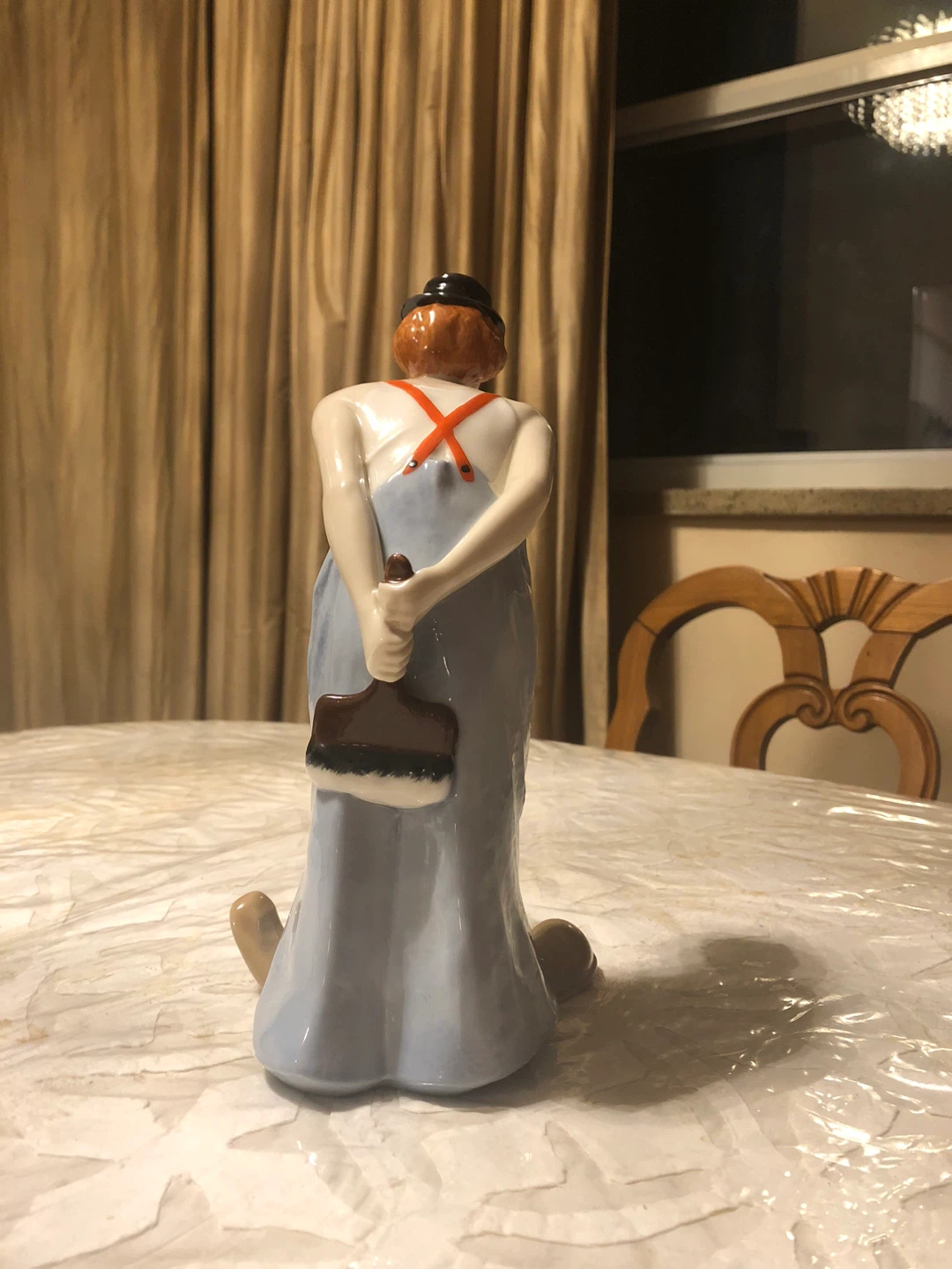 Ceramic Clown Figurine - photo 3