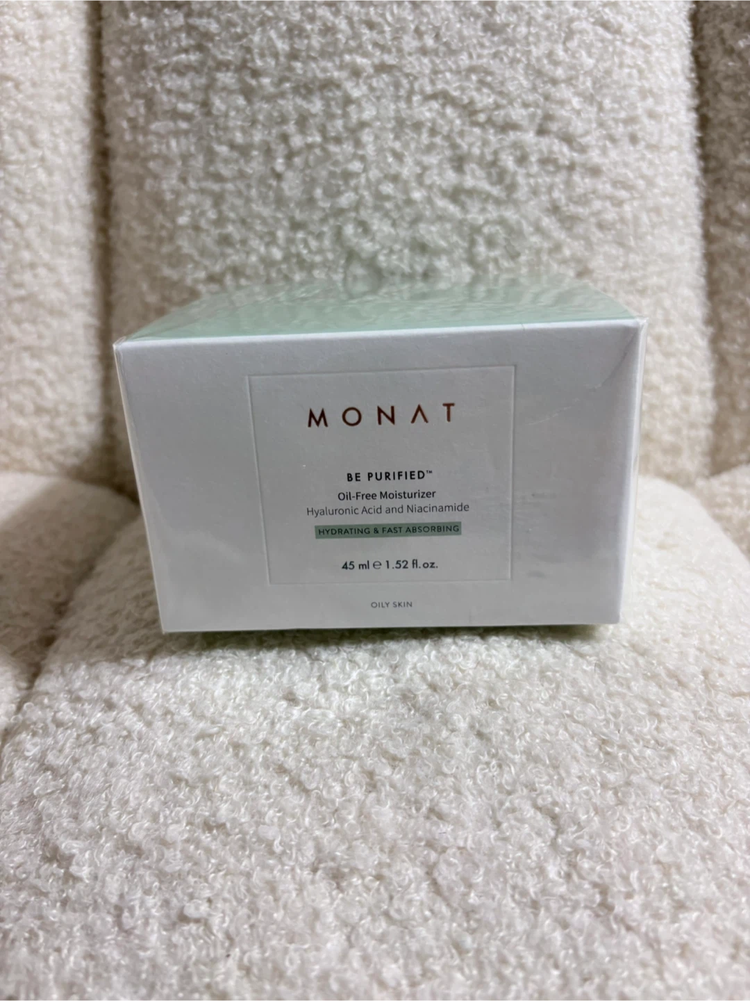 Monat Be Purified Oil Free Moisturizer  🏆