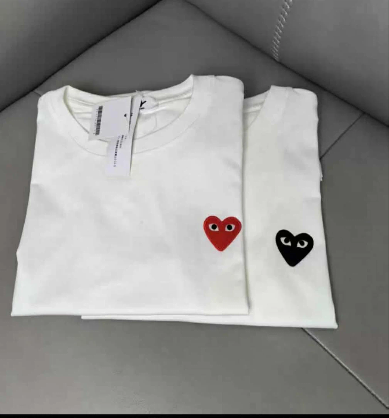Comme des Garçons PLAY T-Shirt - photo 3