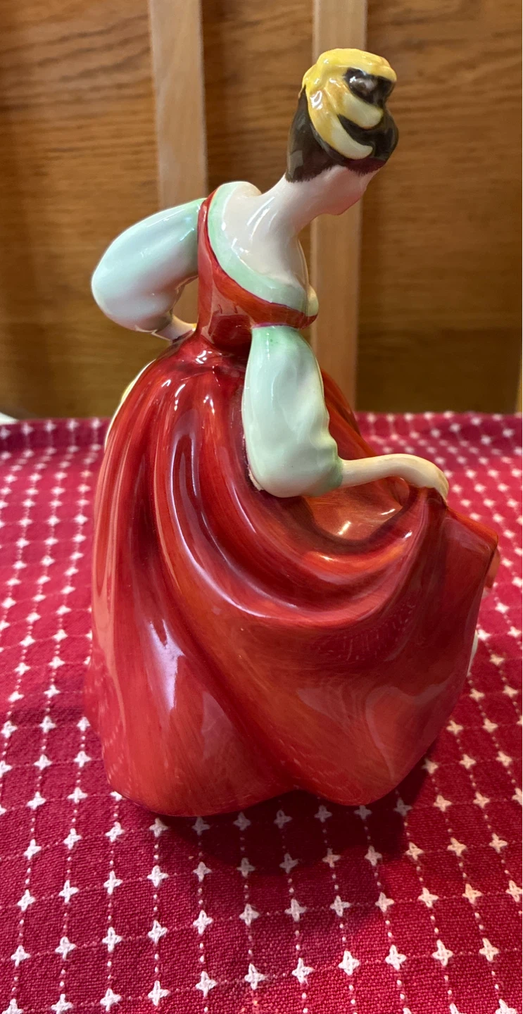 Vintage Royal Doulton Figurine Fair Lady HN2833 - photo 3